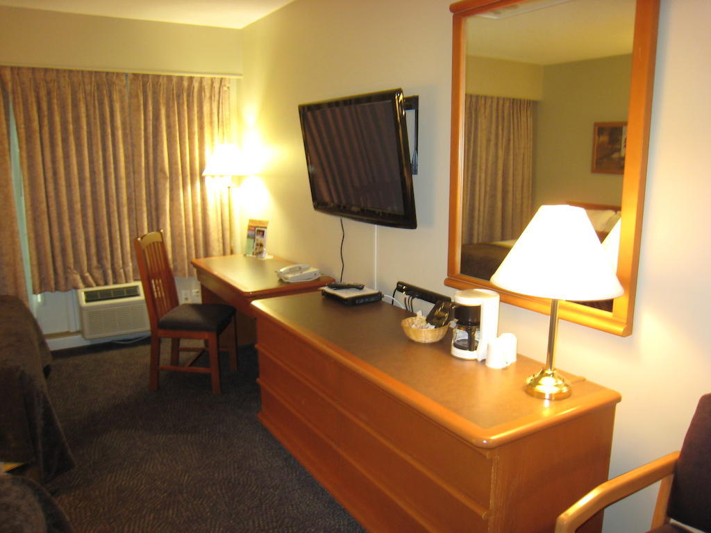 Super 8 By Wyndham Castlegar Bc Hotel Luaran gambar